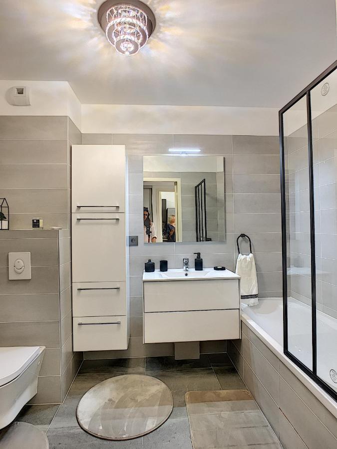Palm Beach Apartment With A Pool In The Residence Cannes Kültér fotó